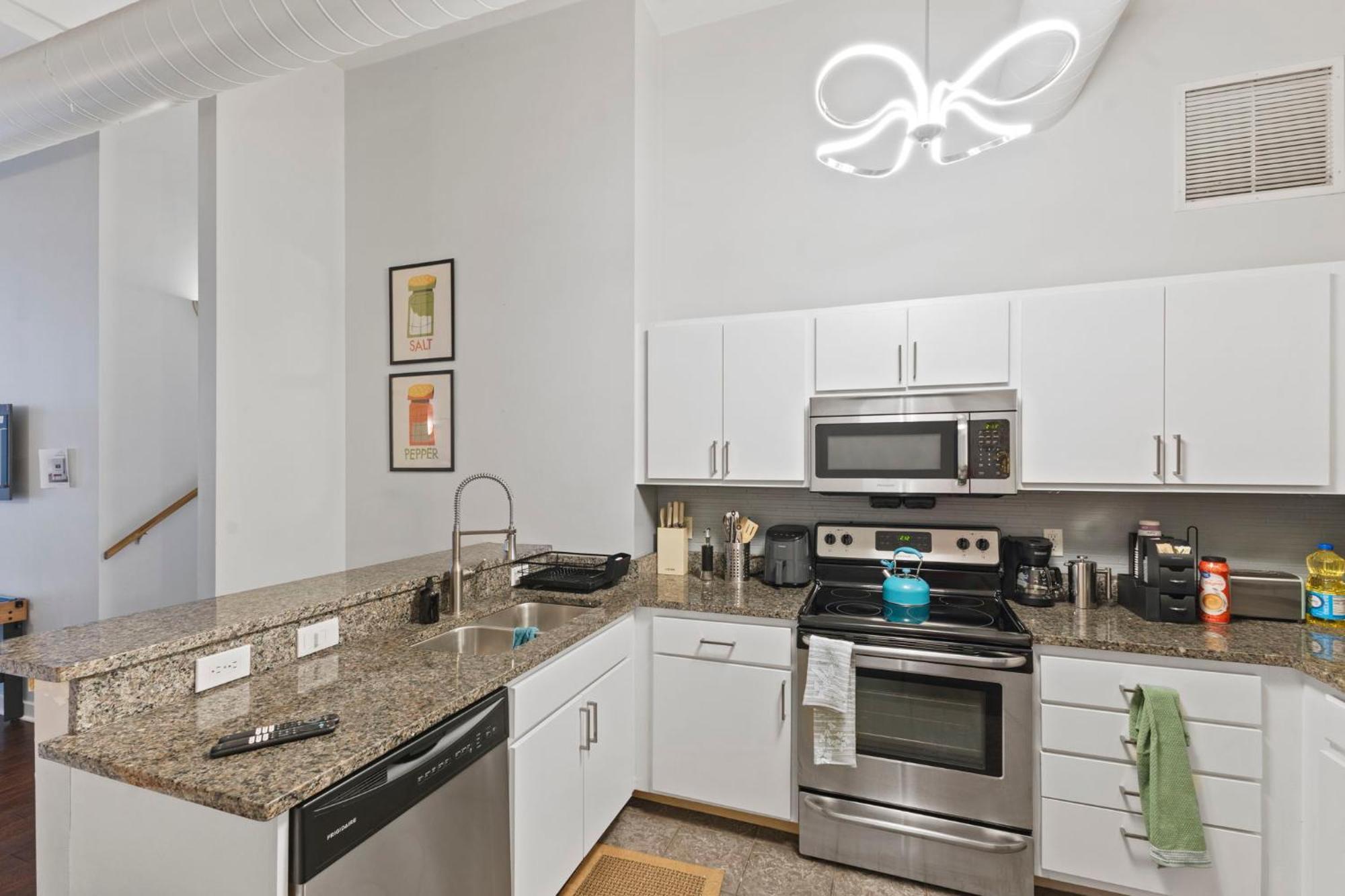 Indy Loft - Monument Circle - Sleeps 7 - Convention Walkable Indianápolis Exterior foto