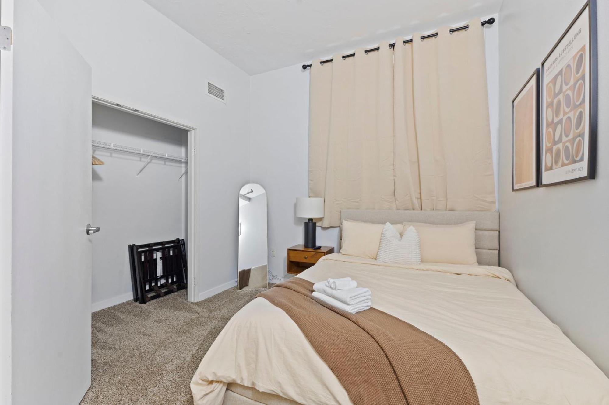 Indy Loft - Monument Circle - Sleeps 7 - Convention Walkable Indianápolis Exterior foto