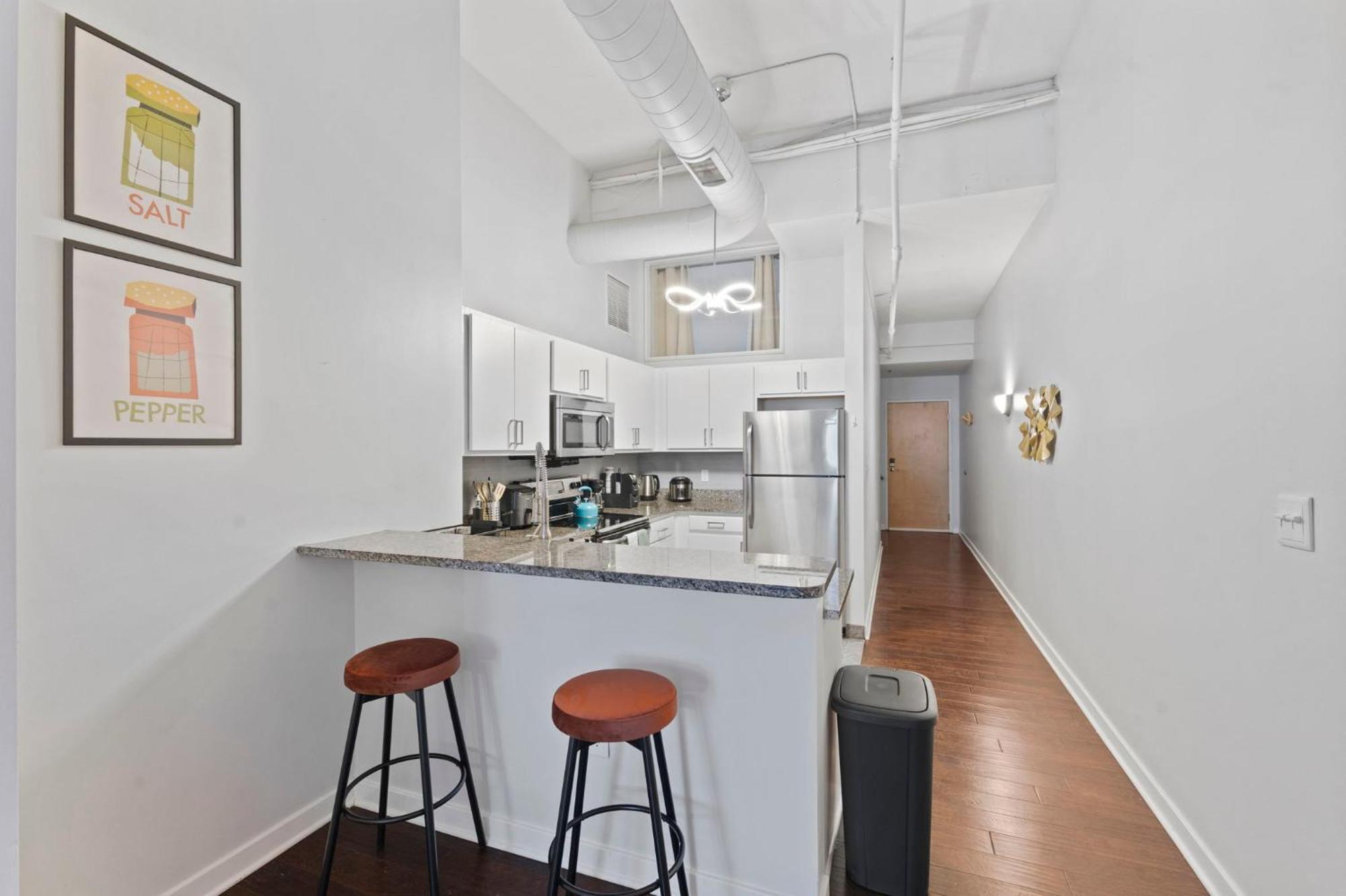 Indy Loft - Monument Circle - Sleeps 7 - Convention Walkable Indianápolis Exterior foto